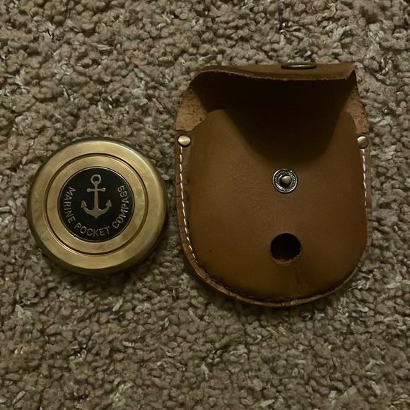 Solid Metal Functional Compass With Holder - Picture 1 of 5